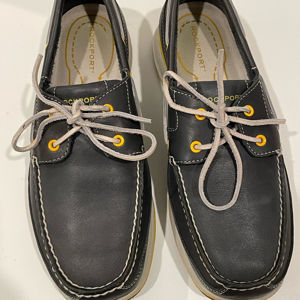 Rockport Men’s 9.5 Navy Blue Yellow Leather Boat Shoe Lace Up Worn Twice